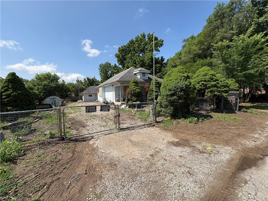 Listing Photo MLS #HMS2623130