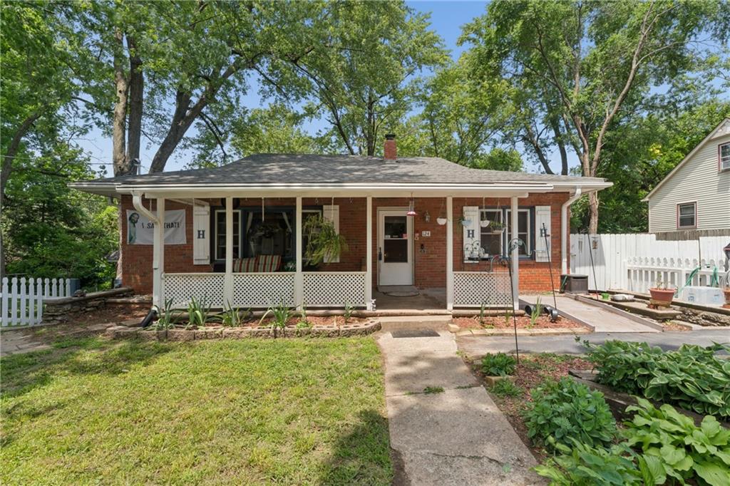 Listing Photo MLS #HMS2623141