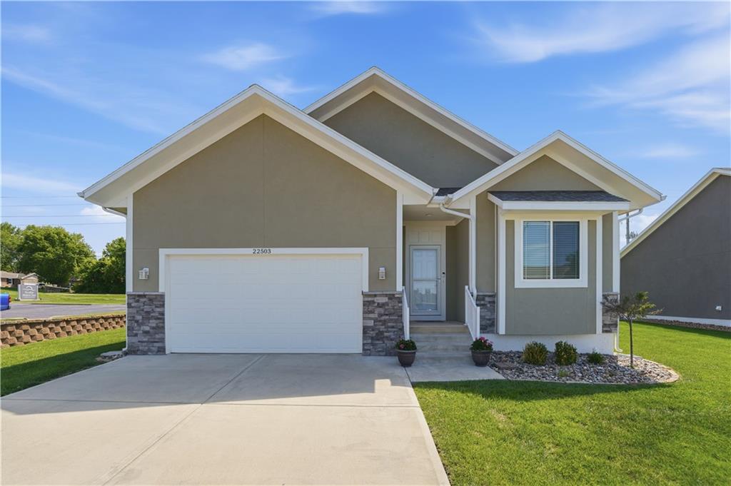 Listing Photo MLS #HMS2623160