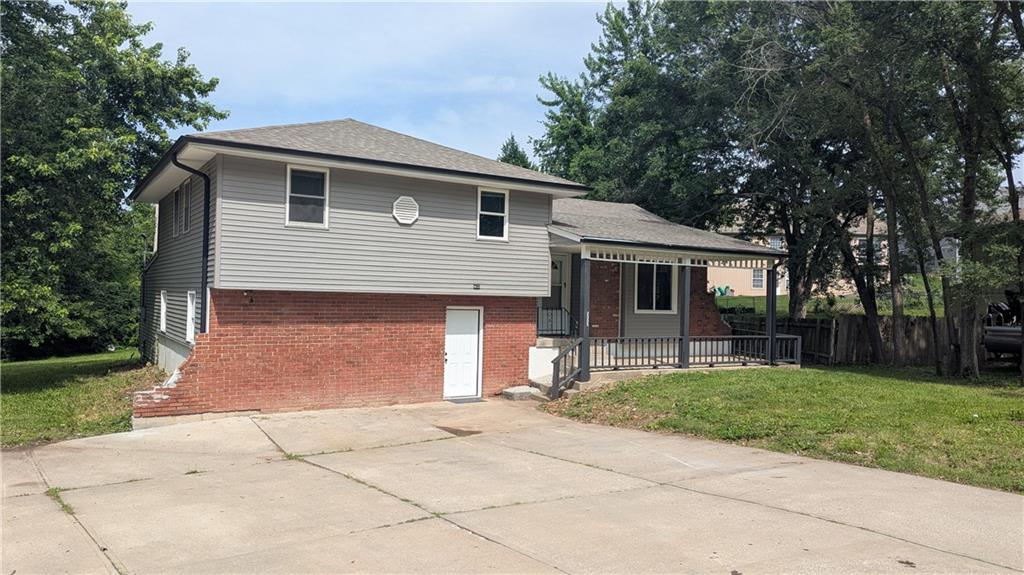Listing Photo MLS #HMS2623188