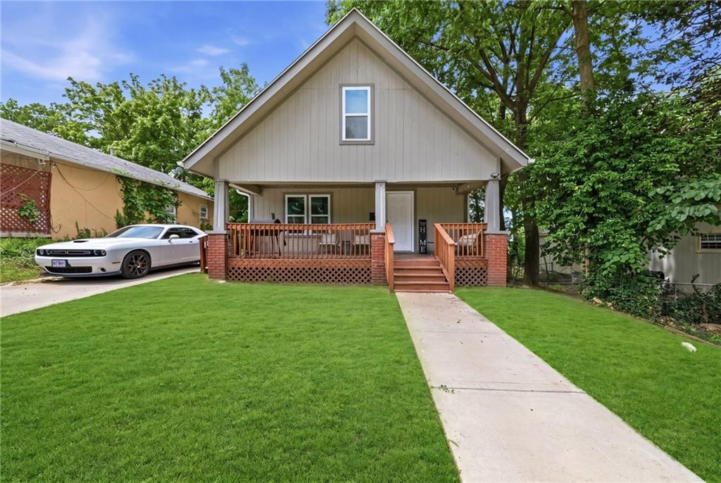 Listing Photo MLS #HMS2623195