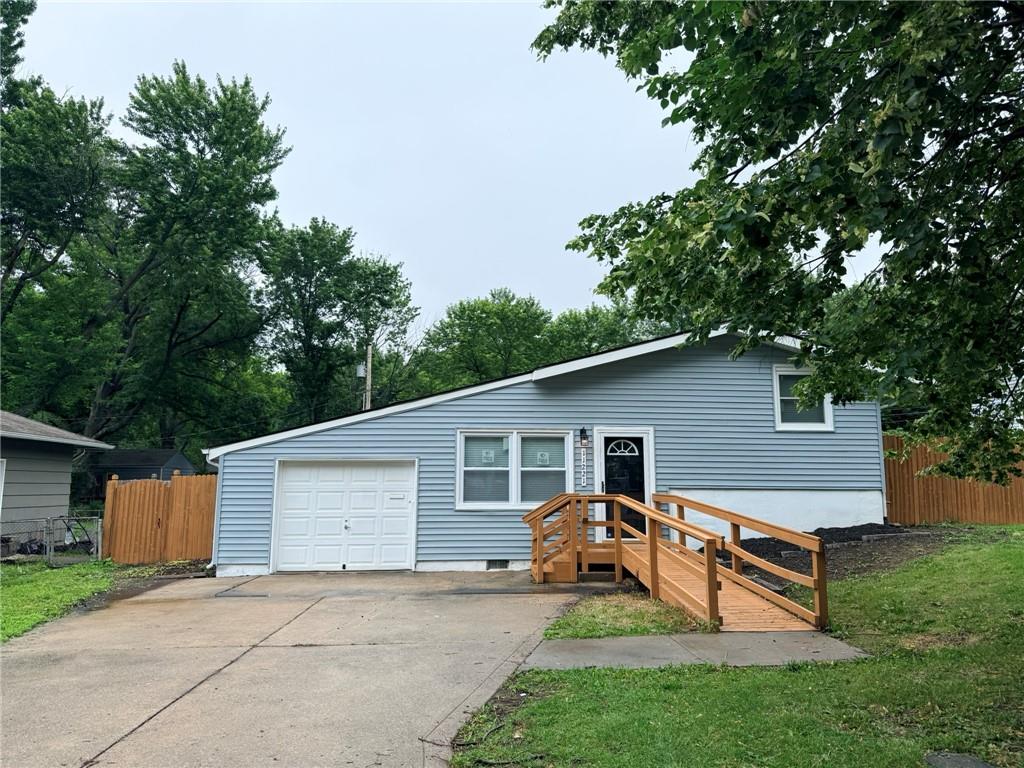 Listing Photo MLS #HMS2623199