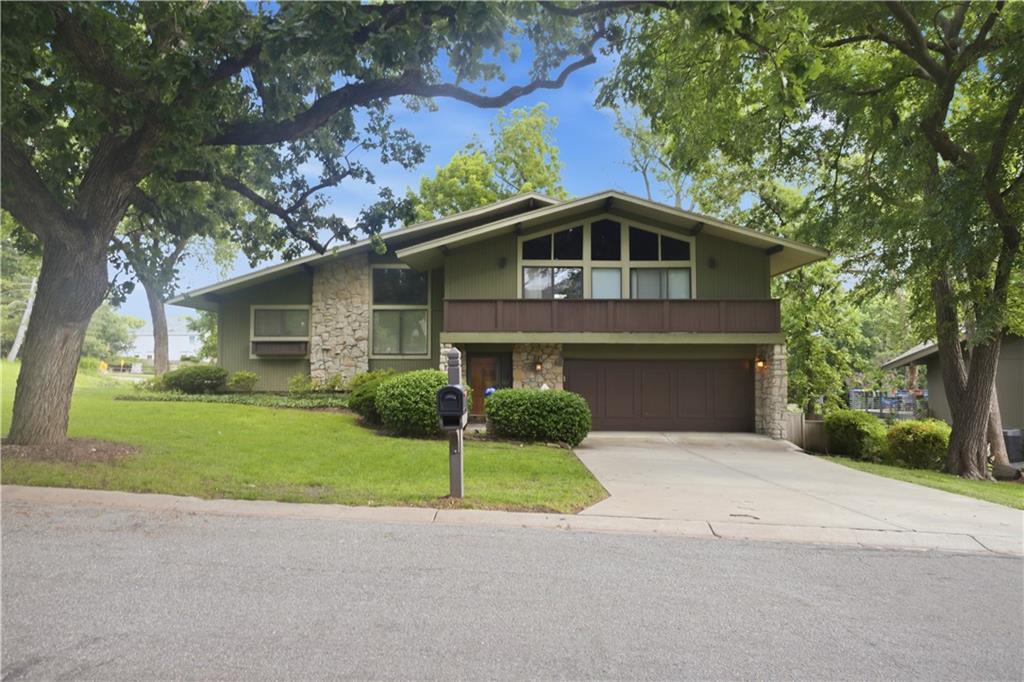 Listing Photo MLS #HMS2623308