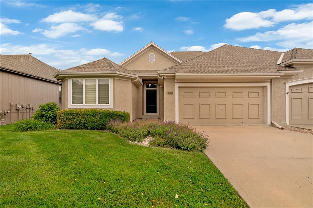 Listing Photo MLS #HMS2623342