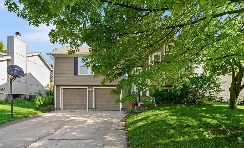 Listing Photo MLS #HMS2623351