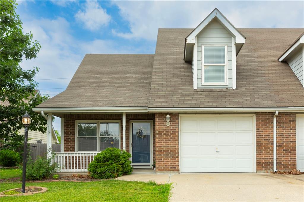 Listing Photo MLS #HMS2623380