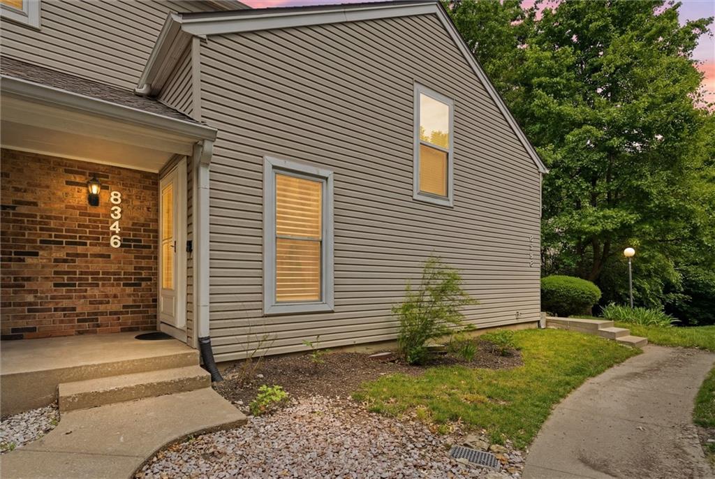 Listing Photo MLS #HMS2623471