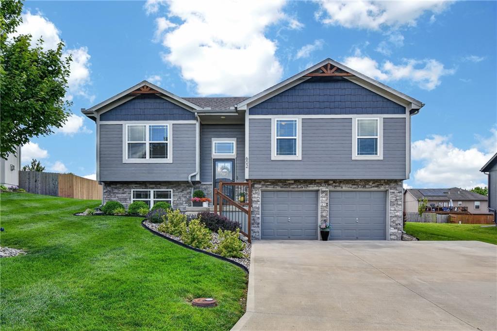 Listing Photo MLS #HMS2623526