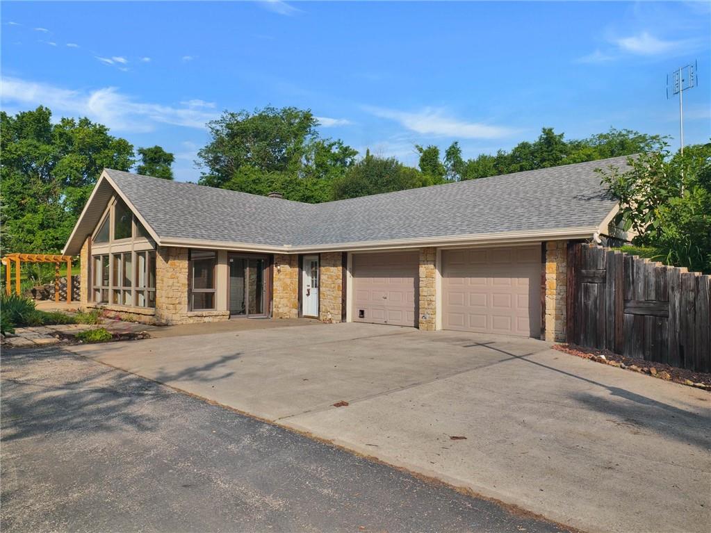 Listing Photo MLS #HMS2623706