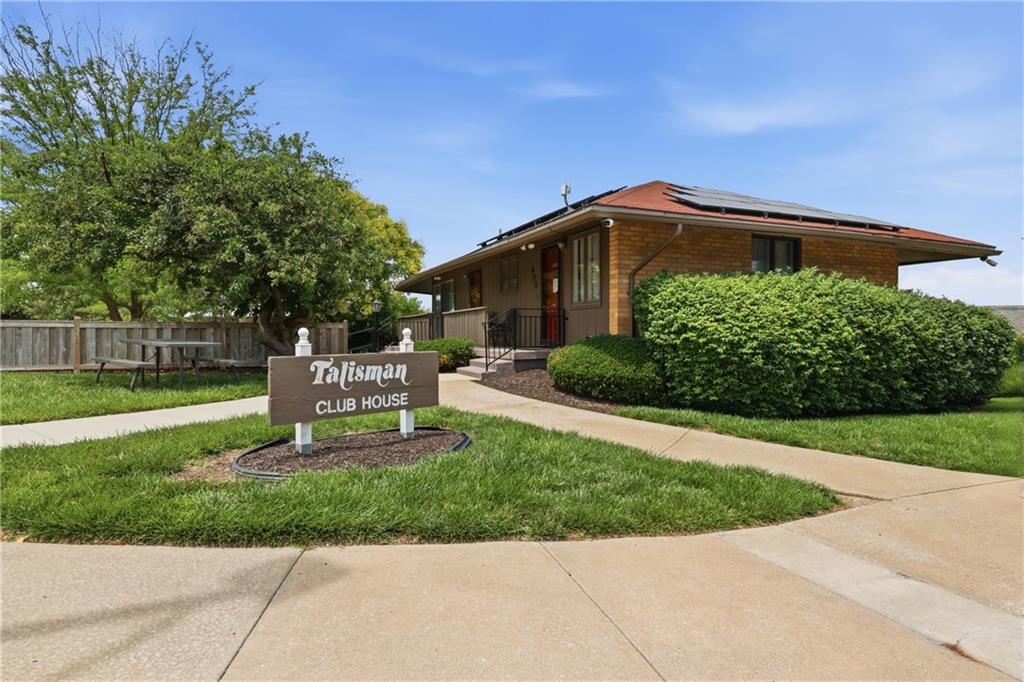 Listing Photo MLS #HMS2623755