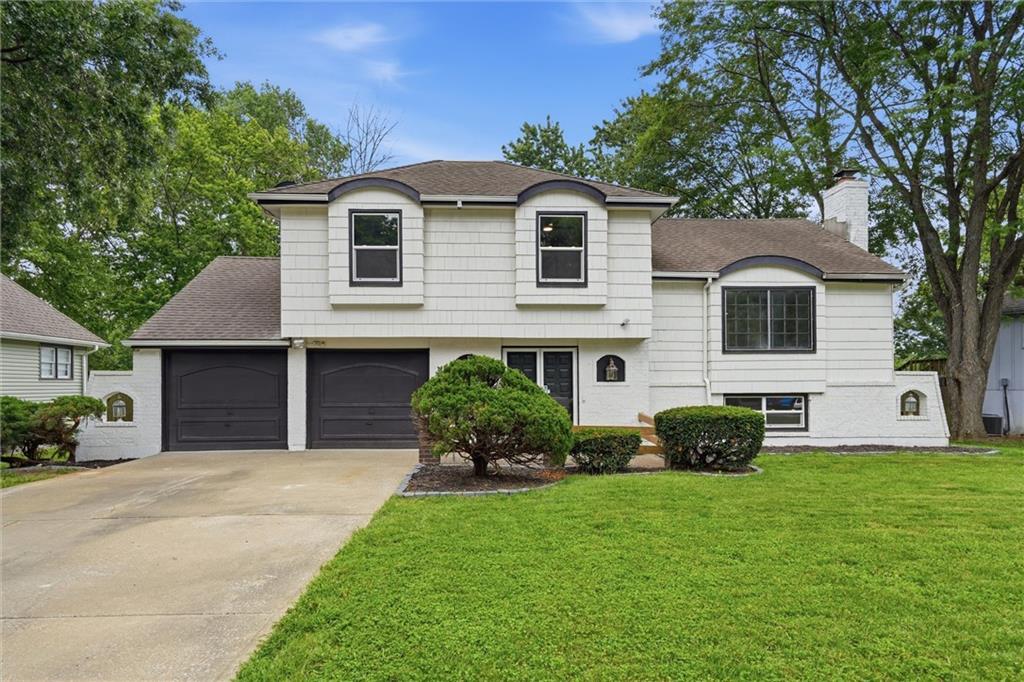 Listing Photo MLS #HMS2623776