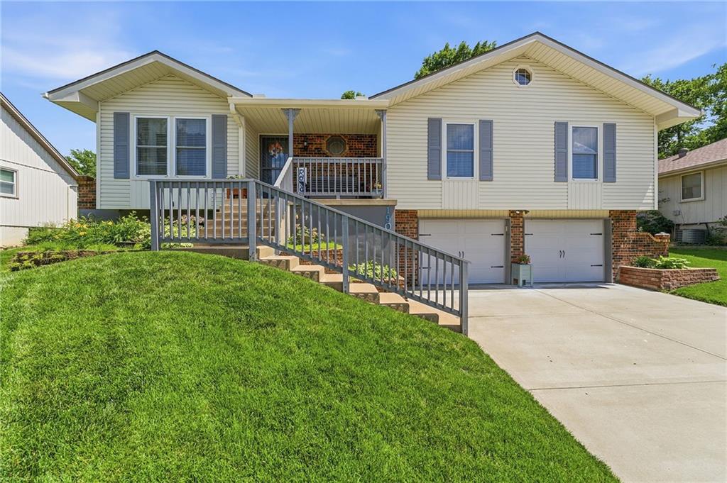 Listing Photo MLS #HMS2623825