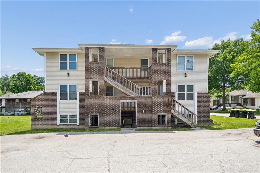 Listing Photo MLS #HMS2623866