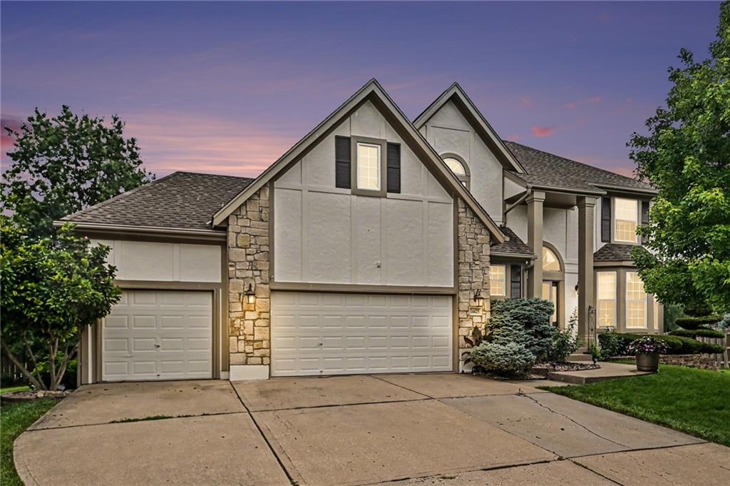 Listing Photo MLS #HMS2623888
