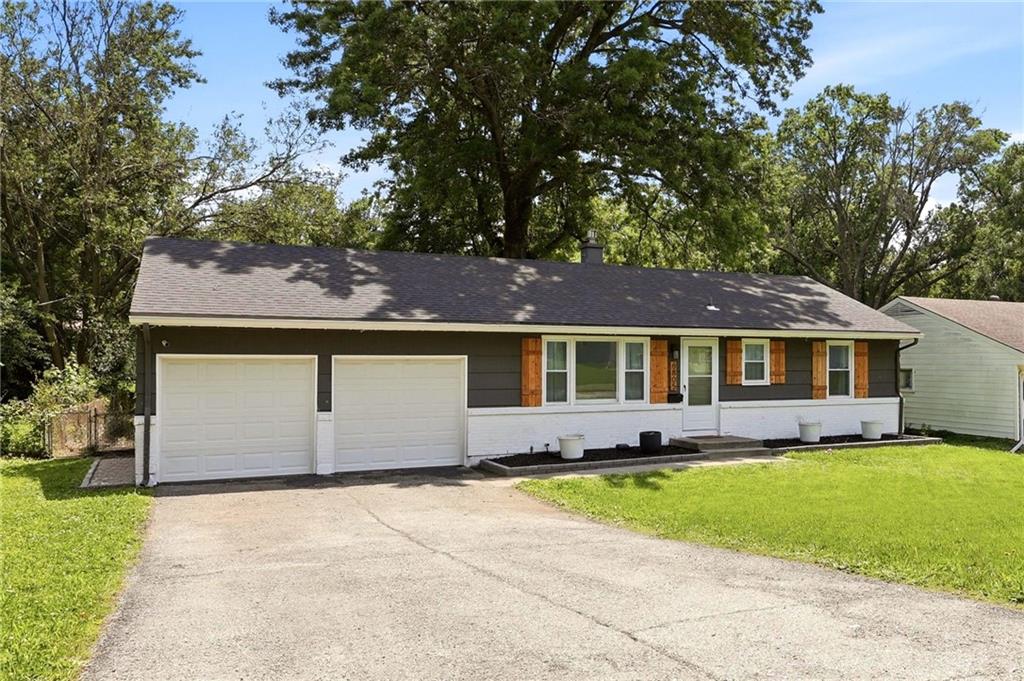 Listing Photo MLS #HMS2623927