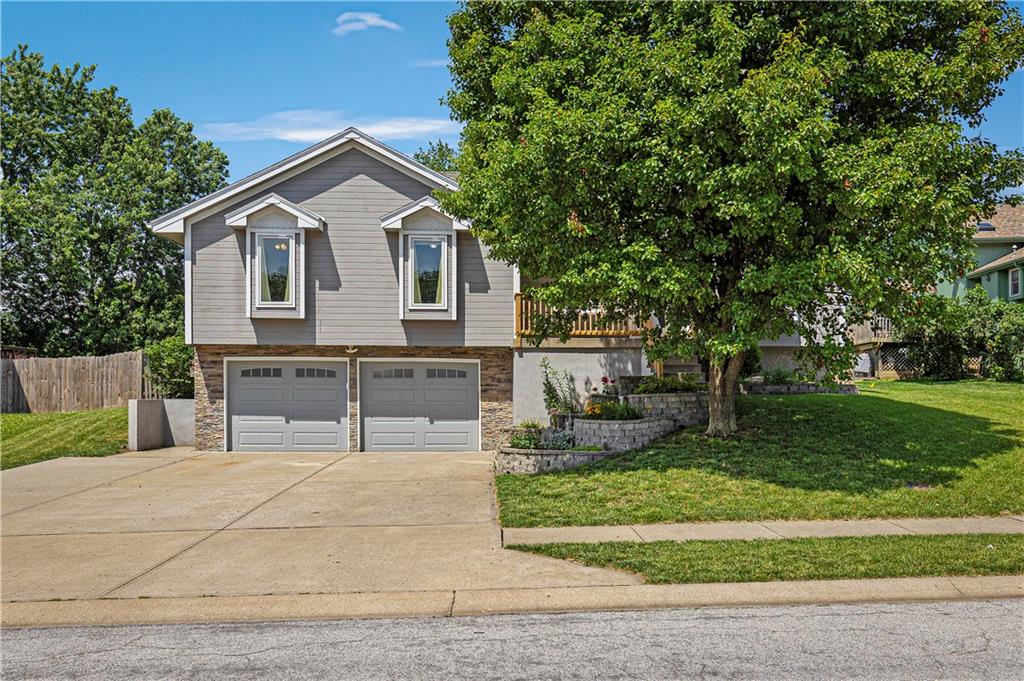 Listing Photo MLS #HMS2623931