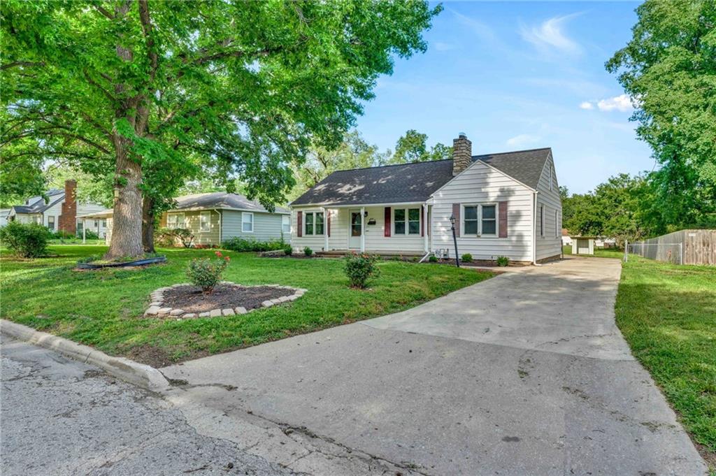 Listing Photo MLS #HMS2623946