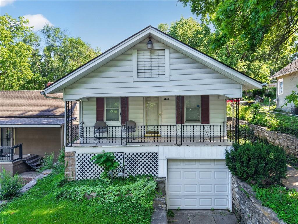 Listing Photo MLS #HMS2623948