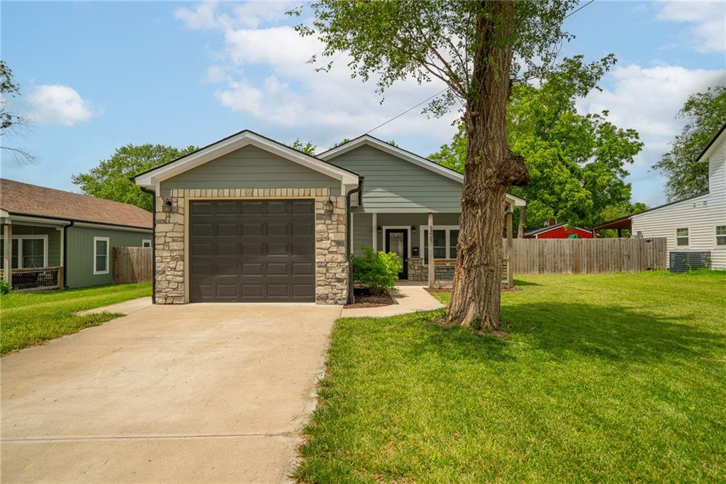 Listing Photo MLS #HMS2623979