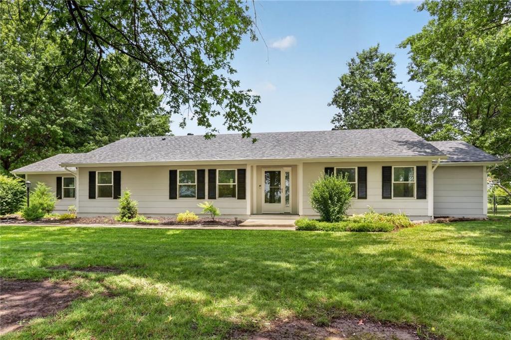 Listing Photo MLS #HMS2624007