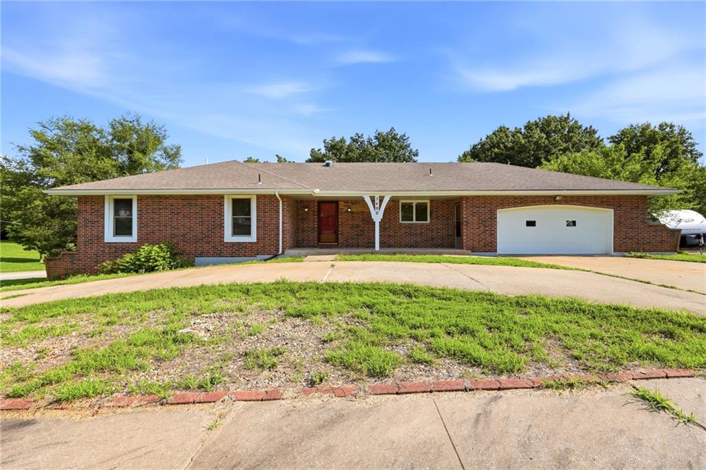 Listing Photo MLS #HMS2624027