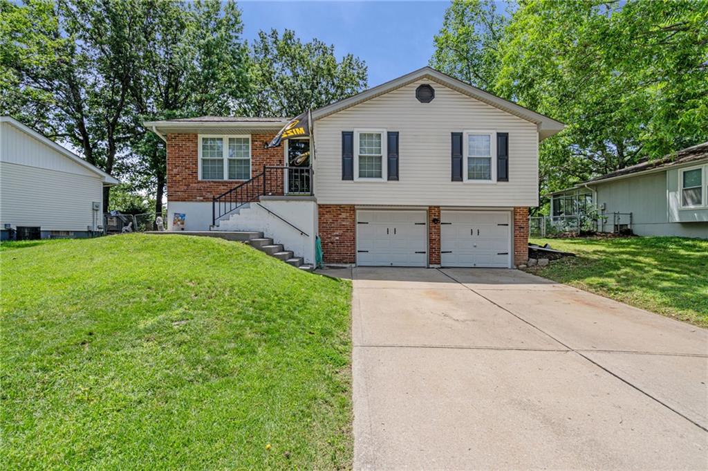 Listing Photo MLS #HMS2624137