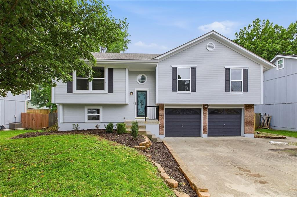 Listing Photo MLS #HMS2624191