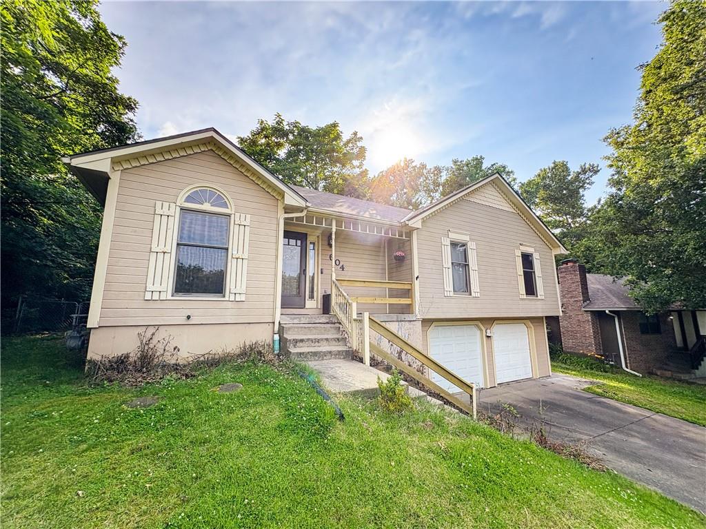 Listing Photo MLS #HMS2624235