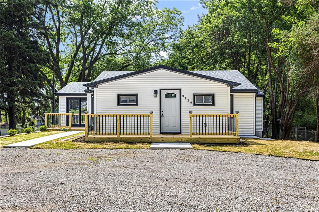 Listing Photo MLS #HMS2624354