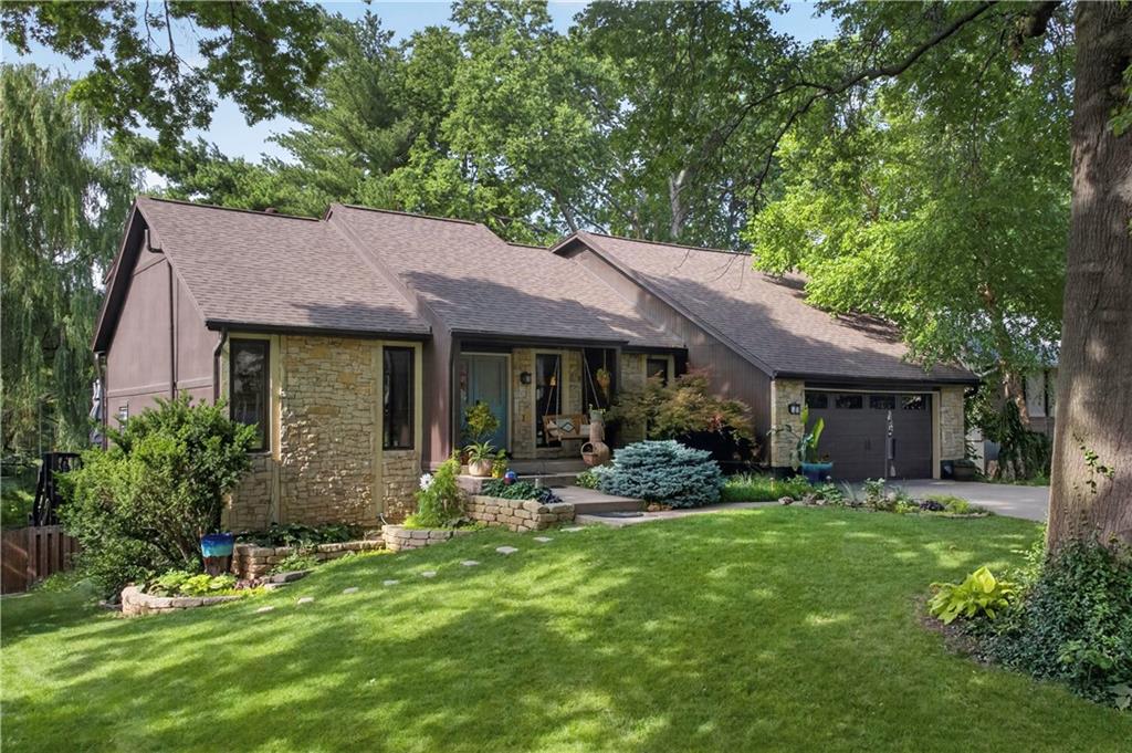 Listing Photo MLS #HMS2624360