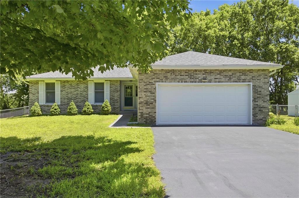 Listing Photo MLS #HMS2624371