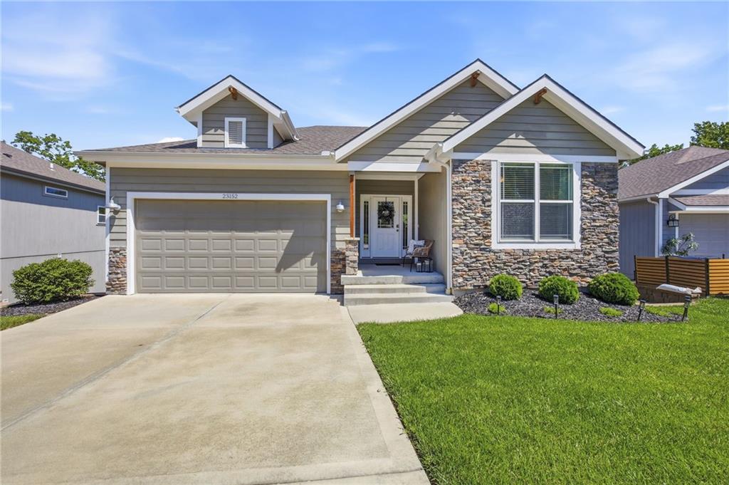 Listing Photo MLS #HMS2624452