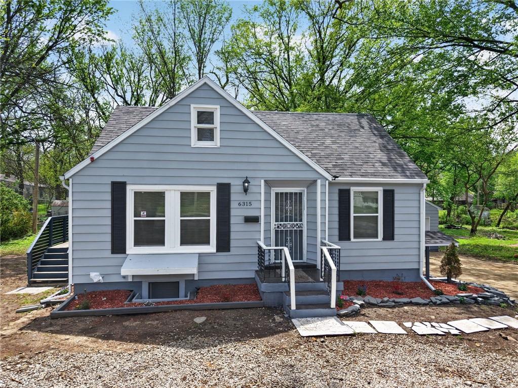 Listing Photo MLS #HMS2624457
