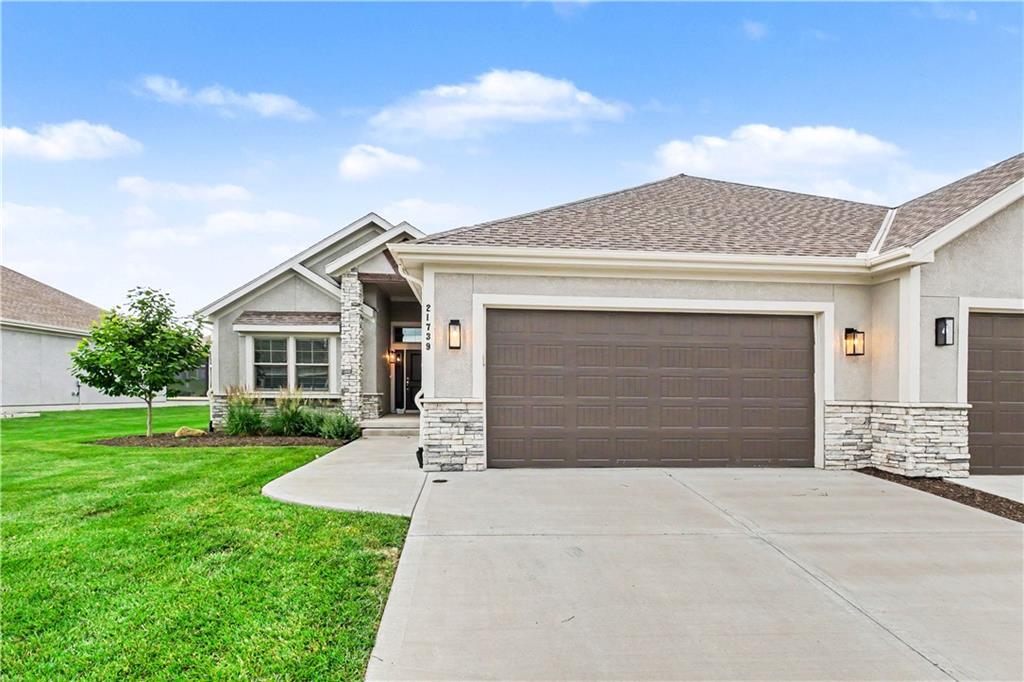 Listing Photo MLS #HMS2624478