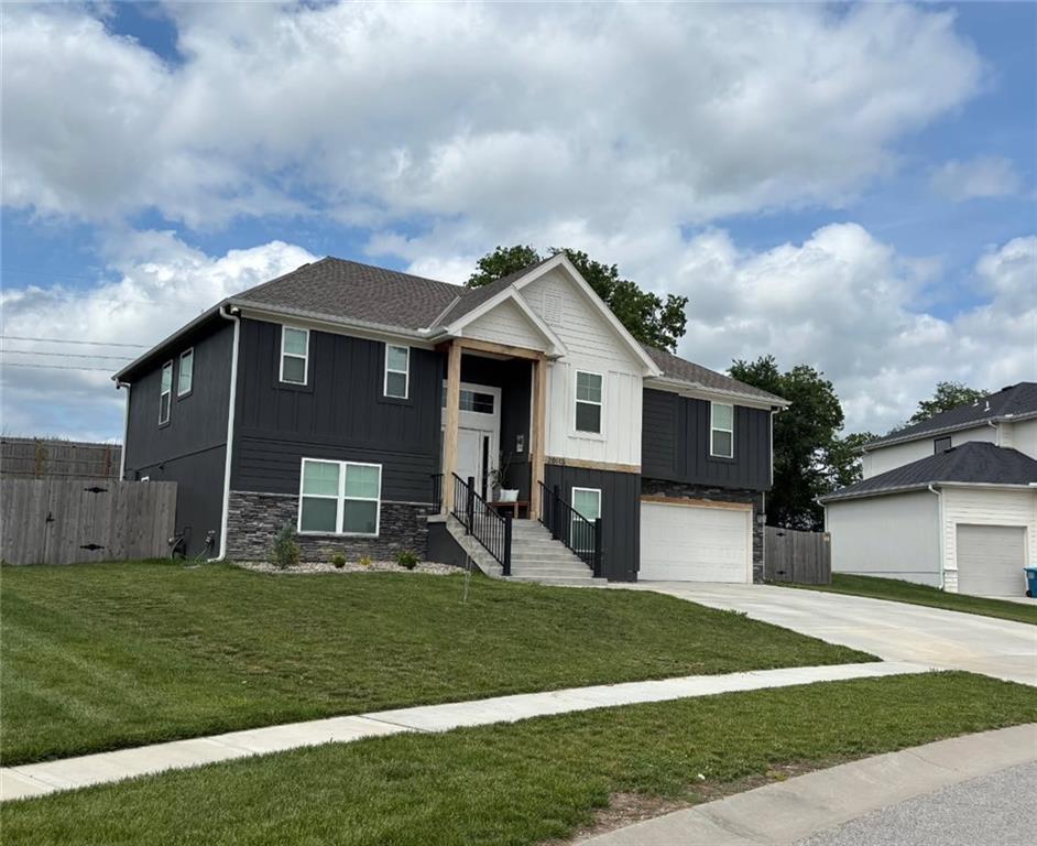 Listing Photo MLS #HMS2624562