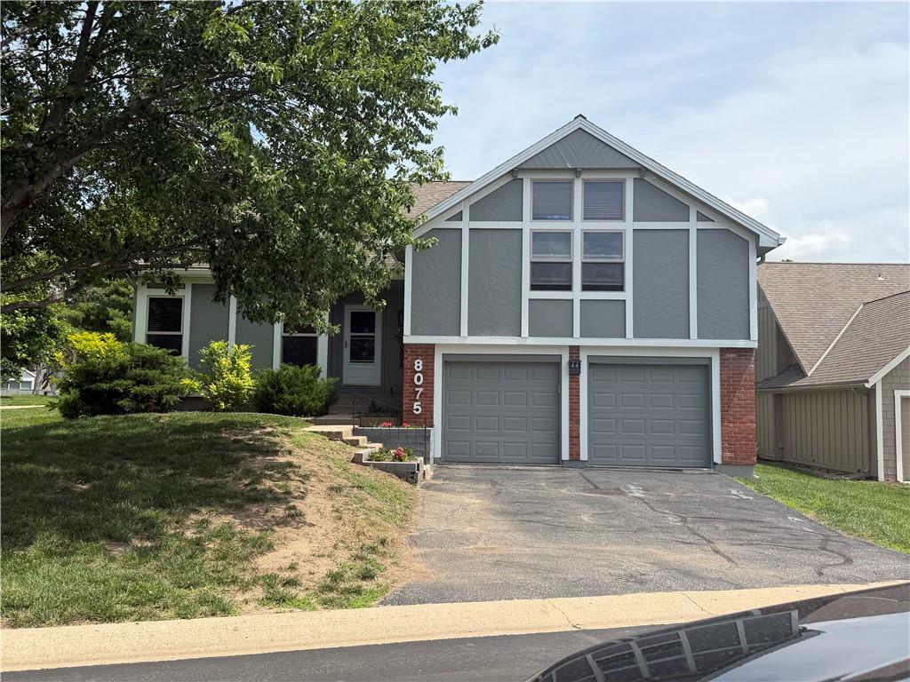 Listing Photo MLS #HMS2624601