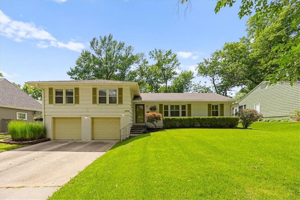 Listing Photo MLS #HMS2624659