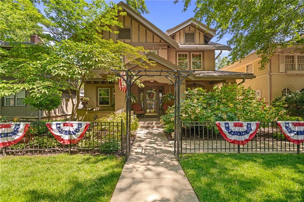 Listing Photo MLS #HMS2624759