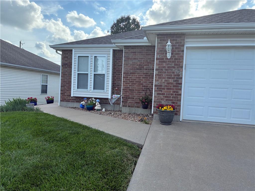 Listing Photo MLS #HMS2624823