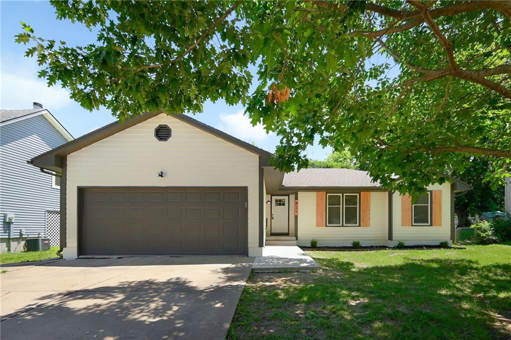Listing Photo MLS #HMS2624983
