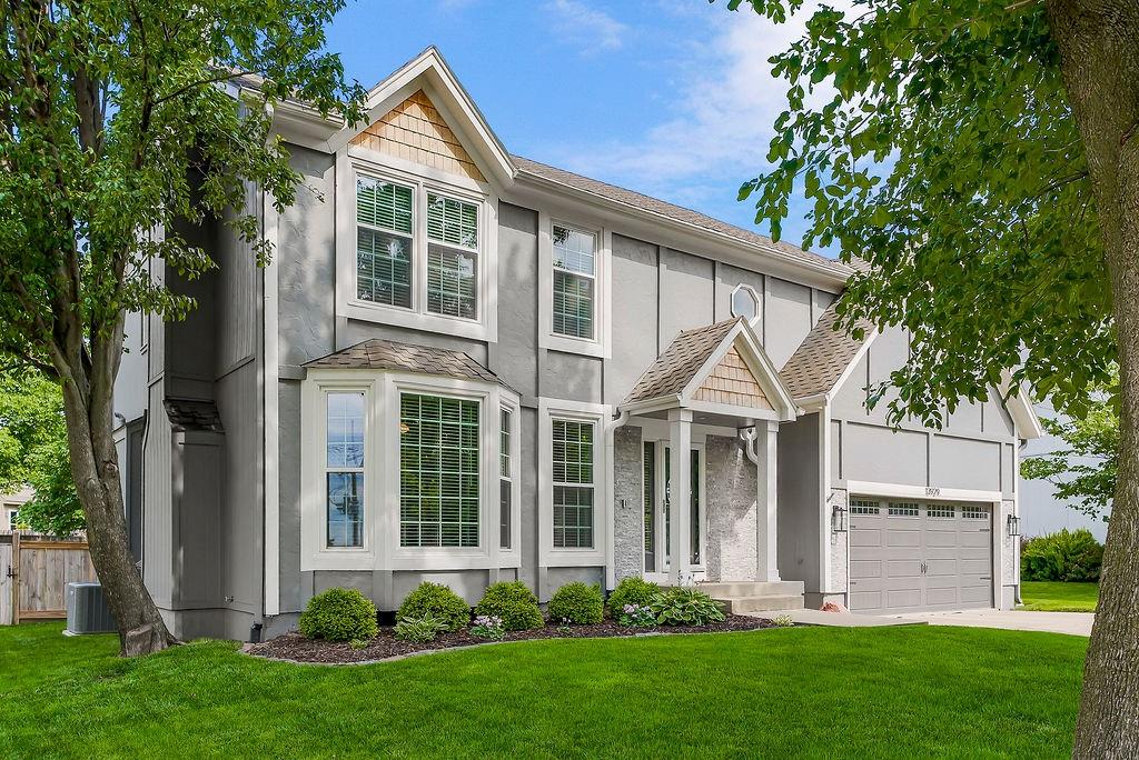 Listing Photo MLS #HMS2624987