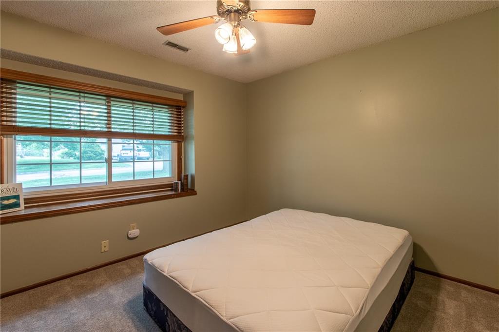 Listing Photo MLS #HMS2625069
