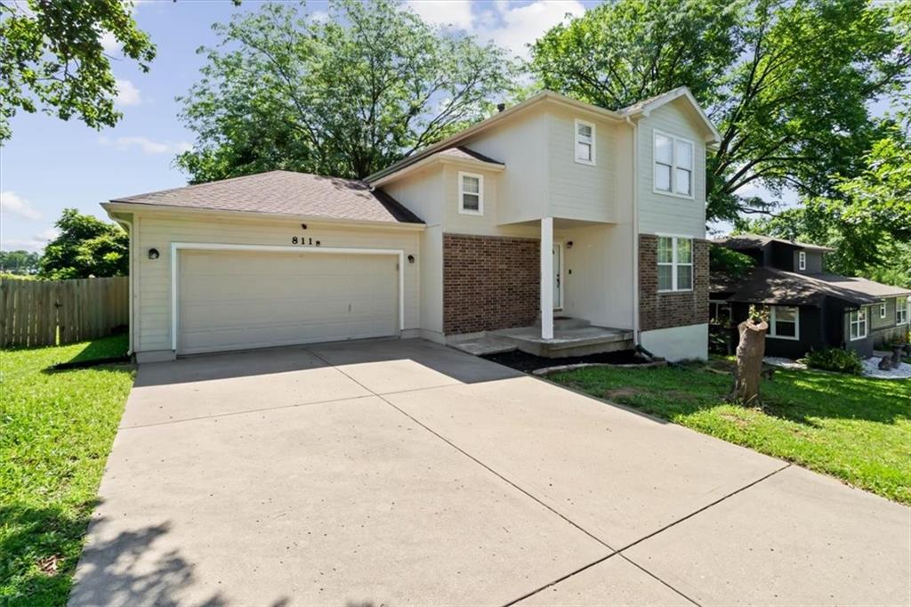 Listing Photo MLS #HMS2625096