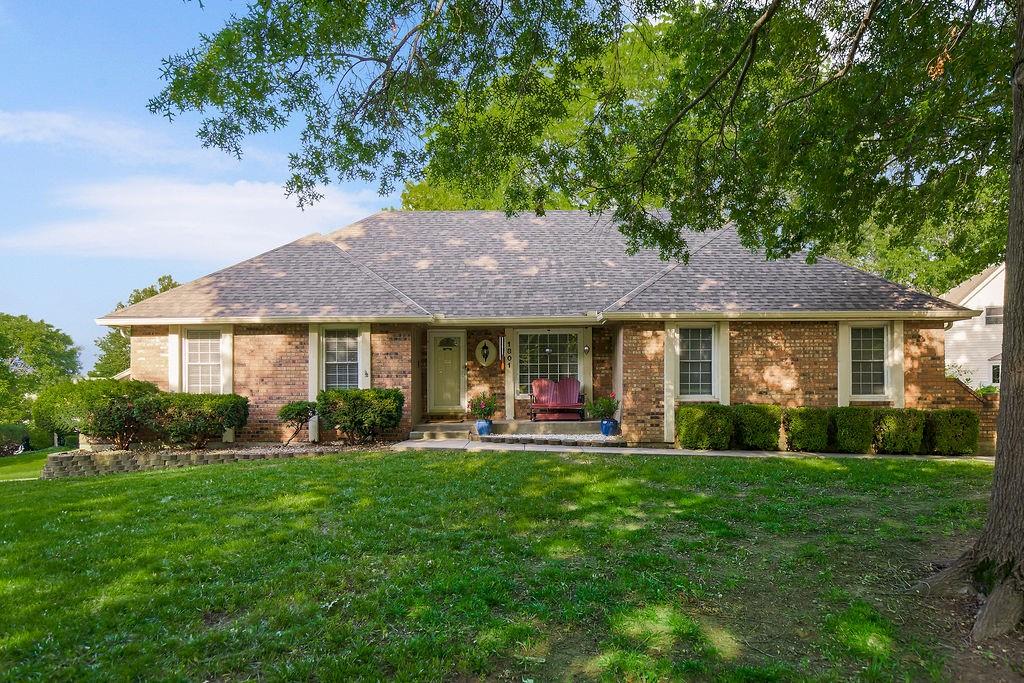 Listing Photo MLS #HMS2625192