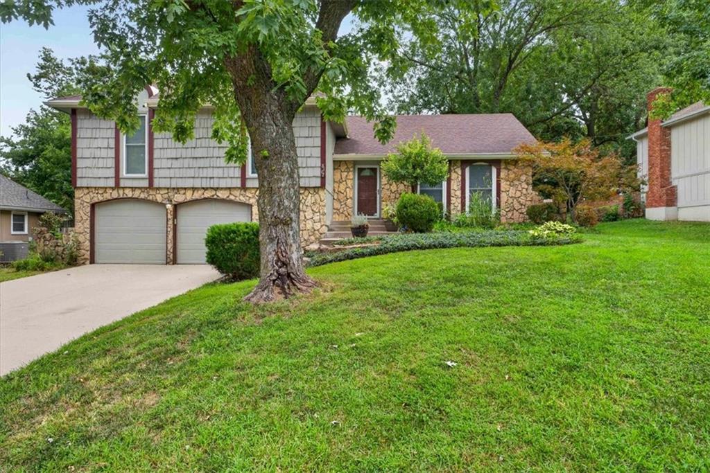 Listing Photo MLS #HMS2625223