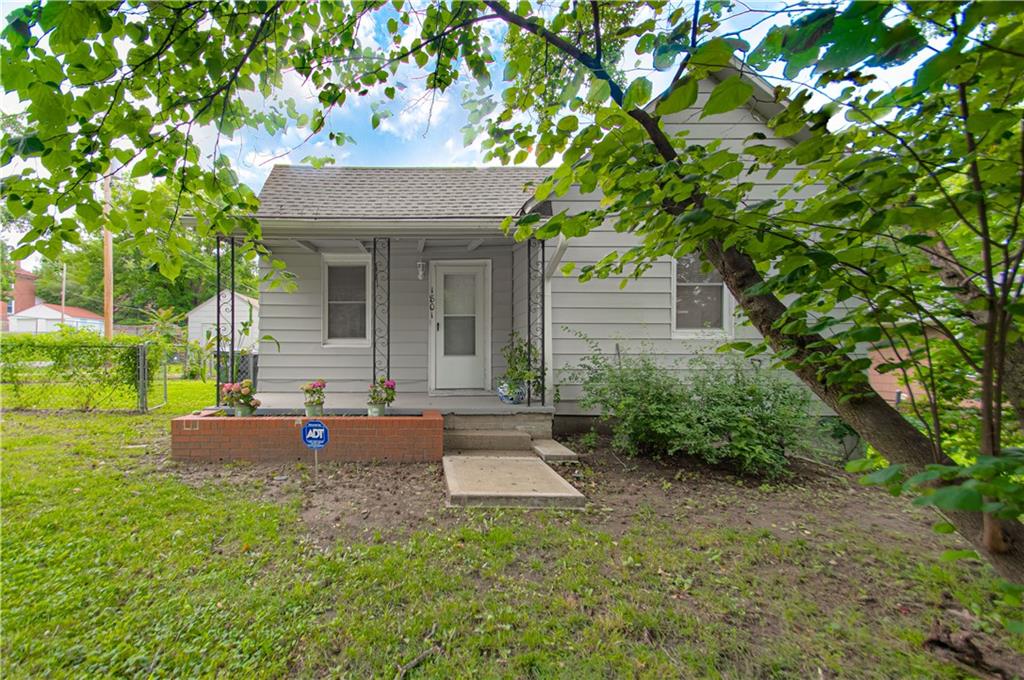 Listing Photo MLS #HMS2625247
