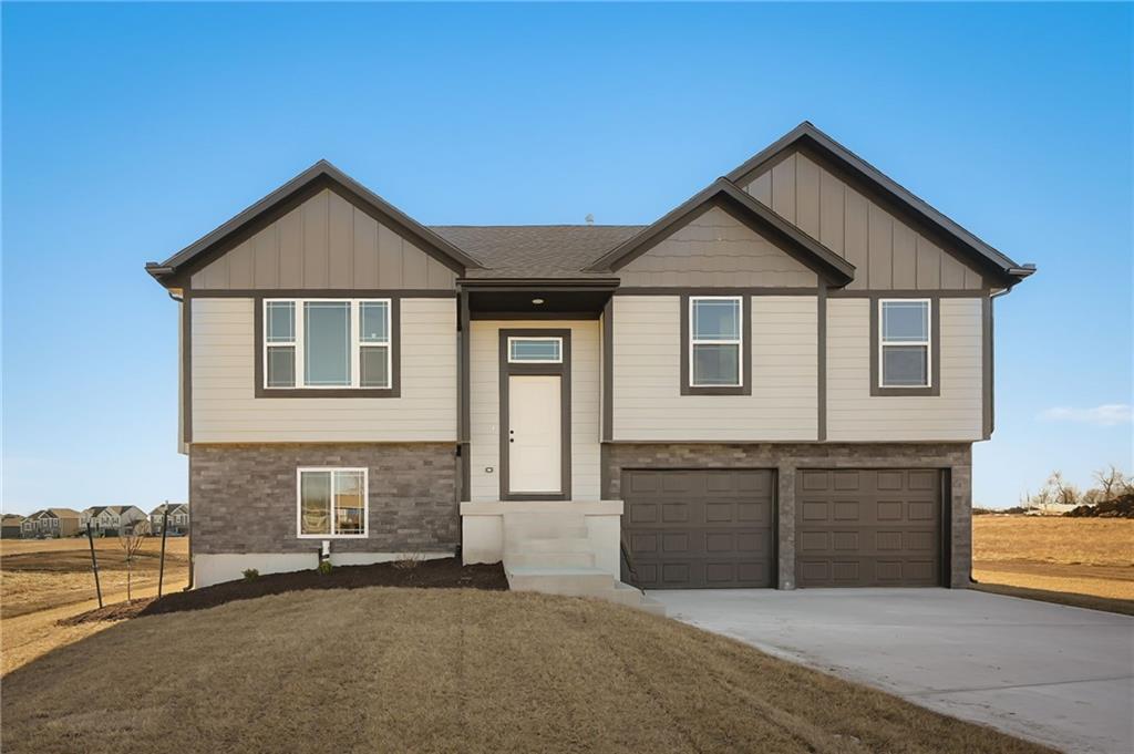 Listing Photo MLS #HMS2625294
