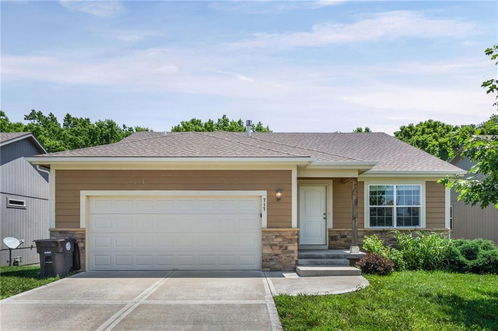 Listing Photo MLS #HMS2625310