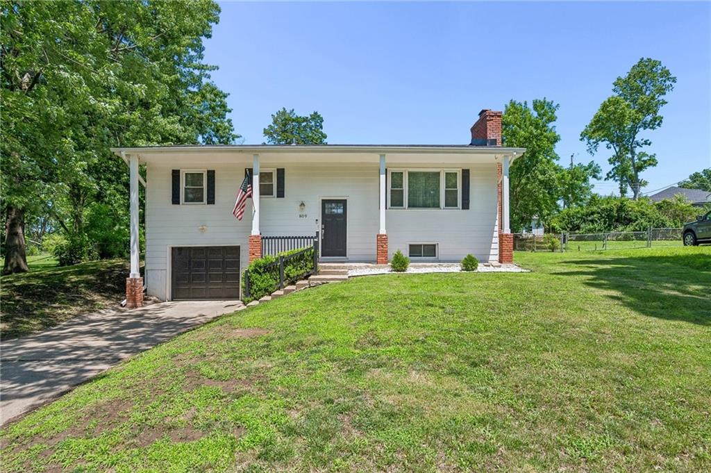 Listing Photo MLS #HMS2625370