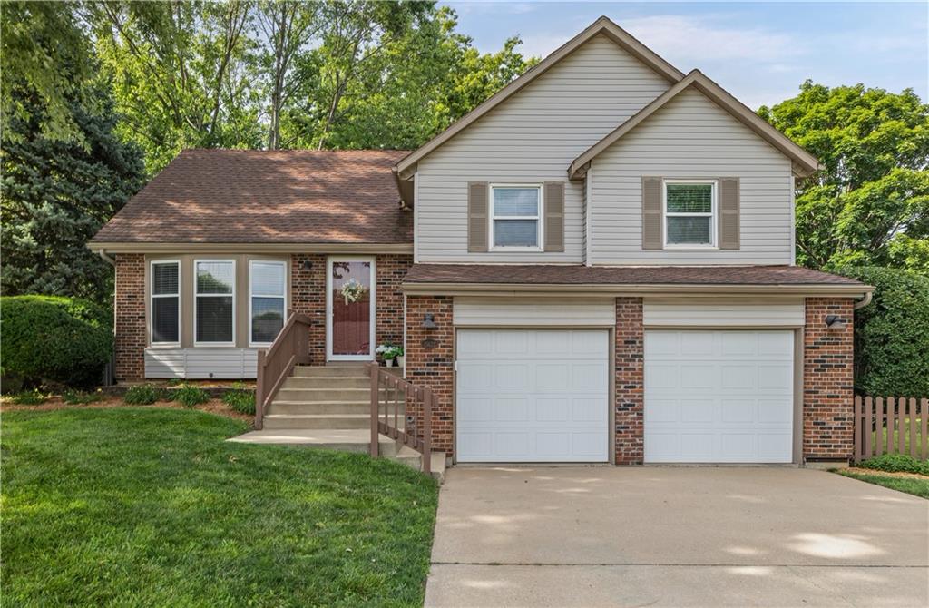Listing Photo MLS #HMS2625376